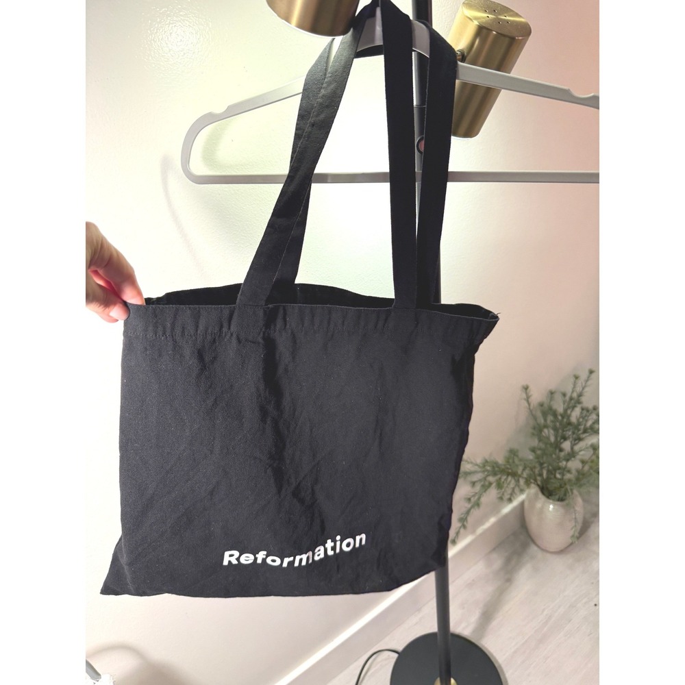 Reformation promo tote black canvas basic shopping bag cotton chic minimalist md